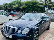 Mercedes-Benz E220 2009 Car