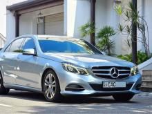 Mercedes-Benz E220 CDI 2013 Car