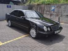 Mercedes-Benz E240 210 2000 Car