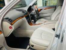 https://riyasewana.com/uploads/mercedes-benz-e240-23154635376.jpg