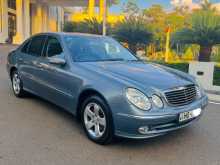 Mercedes-Benz E240 W211 V6 2003 Car