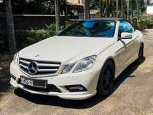Mercedes-Benz E250 Cabriolet 2011 Car
