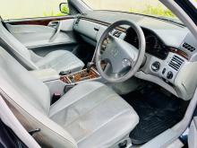 https://riyasewana.com/uploads/mercedes-benz-e270-elegance-129263317745.jpg