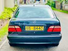 https://riyasewana.com/uploads/mercedes-benz-e270-elegance-2000-129254012444.jpg