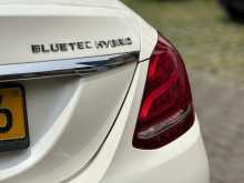 https://riyasewana.com/uploads/mercedes-benz-e300-2015-1316342412263.jpg