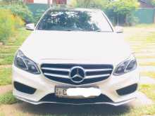 Mercedes-Benz E300 Bluetec 2014 Car