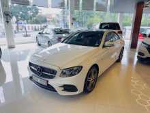 https://riyasewana.com/uploads/mercedes-benz-e350e-amg-2017-219135312342.jpg