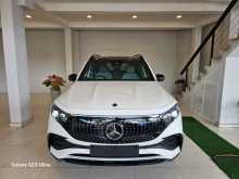 Mercedes-Benz EQB250 Premium Plus 2024 SUV