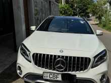 Mercedes-Benz Gla 180 2017 Car