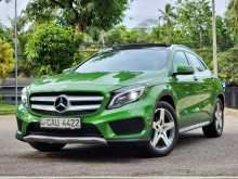 Mercedes-Benz GLA 180 2017 Car