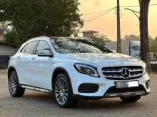 https://riyasewana.com/uploads/mercedes-benz-gla-200-12151758722.jpg