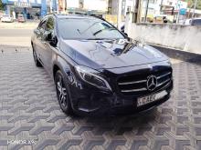 Mercedes-Benz GLA200 2014 SUV