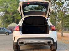 https://riyasewana.com/uploads/mercedes-benz-gla-200-9115445415.jpg