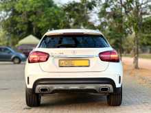 https://riyasewana.com/uploads/mercedes-benz-gla-200-911544554.jpg