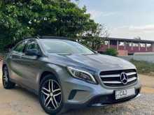 Mercedes-Benz GLA 2015 SUV