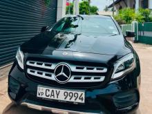 Mercedes-Benz GLA180 AMG Line 2018 SUV