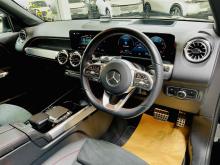 https://riyasewana.com/uploads/mercedes-benz-glb-1512251624402.jpg