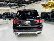 https://riyasewana.com/uploads/mercedes-benz-glb-1512251624685.jpg