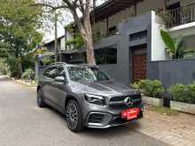Mercedes-Benz GLB 180 2024 SUV
