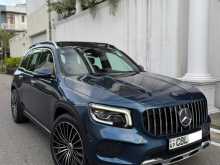 Mercedes-Benz GLB 200 Premium Plus 2020 SUV