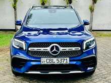 https://riyasewana.com/uploads/mercedes-benz-glb-200-4142716662.jpg