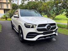 Mercedes-Benz GLE300d AMG 2019 SUV