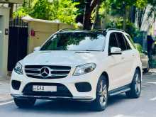 Mercedes-Benz GLE 500E 2016 SUV
