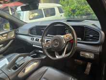 https://riyasewana.com/uploads/mercedes-benz-gle300d-19135335115.jpg