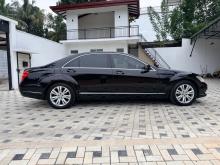 Mercedes-Benz S300 2010 Car