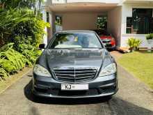 Mercedes-Benz S300 2009 Car