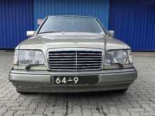 Mercedes-Benz W 124 E200 1994 Car