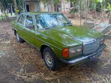 Mercedes-Benz W123 1977 Car