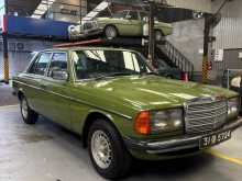 Mercedes-Benz W123 1980 Car