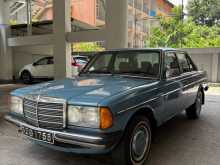Mercedes-Benz W123 1981 Car