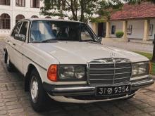 Mercedes-Benz W123 1980 Car