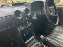 https://riyasewana.com/uploads/mercedes-benz-w123-240d-251730206795.jpg