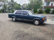 Mercedes-Benz W123 1979 Car