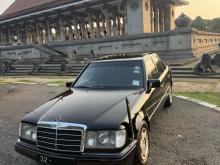 Mercedes-Benz W124 1988 Car