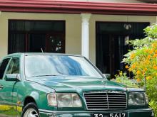 Mercedes-Benz W124 1988 Car