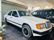 Mercedes-Benz W124 1986 Car