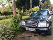 Mercedes-Benz W124 1998 Car