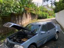 https://riyasewana.com/uploads/mercedes-benz-w202-1996-51224512594.jpg