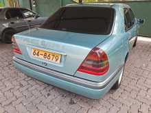 https://riyasewana.com/uploads/mercedes-benz-w202-c250-1994-157563812782.jpg