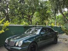 Mercedes-Benz W210 1999 Car