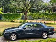 Mercedes-Benz W210 E200 2000 Car