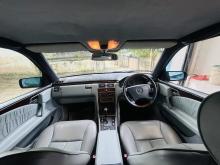 https://riyasewana.com/uploads/mercedes-benz-w210-e200-28424817775.jpg