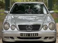 Mercedes-Benz W210 Elegance 2001 Car