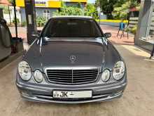 Mercedes-Benz W211 E200 Kompressor 2004 Car