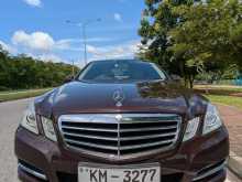 Mercedes-Benz W212 E200 2010 Car