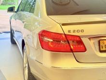 https://riyasewana.com/uploads/mercedes-benz-w212-e200-2421171324101.jpg